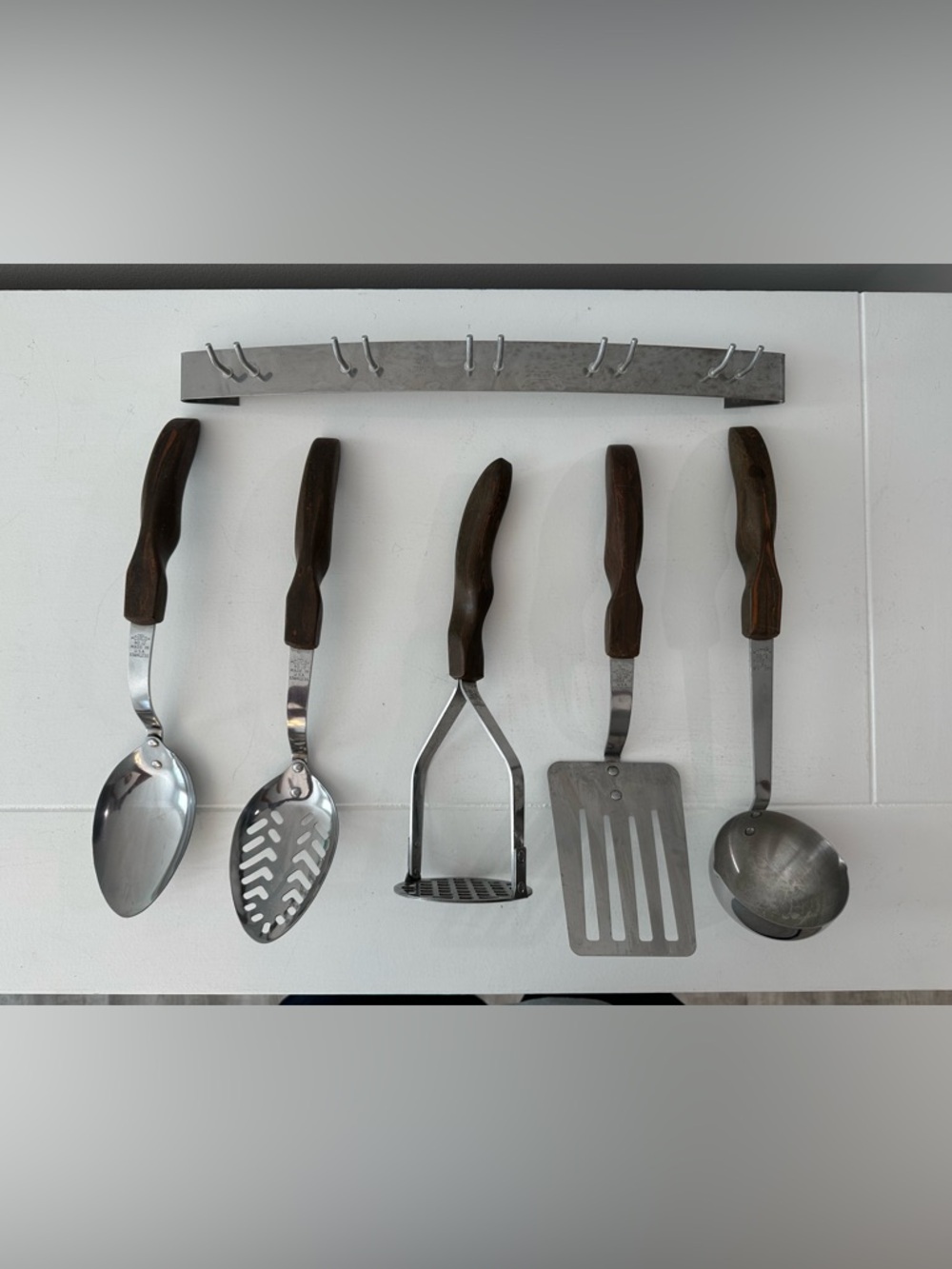 Vintage CUTCO Brown Swirl Utensil Set of 5 With Hanging Rack
